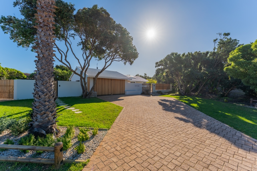 3 Bedroom Property for Sale in Cape St Francis Eastern Cape